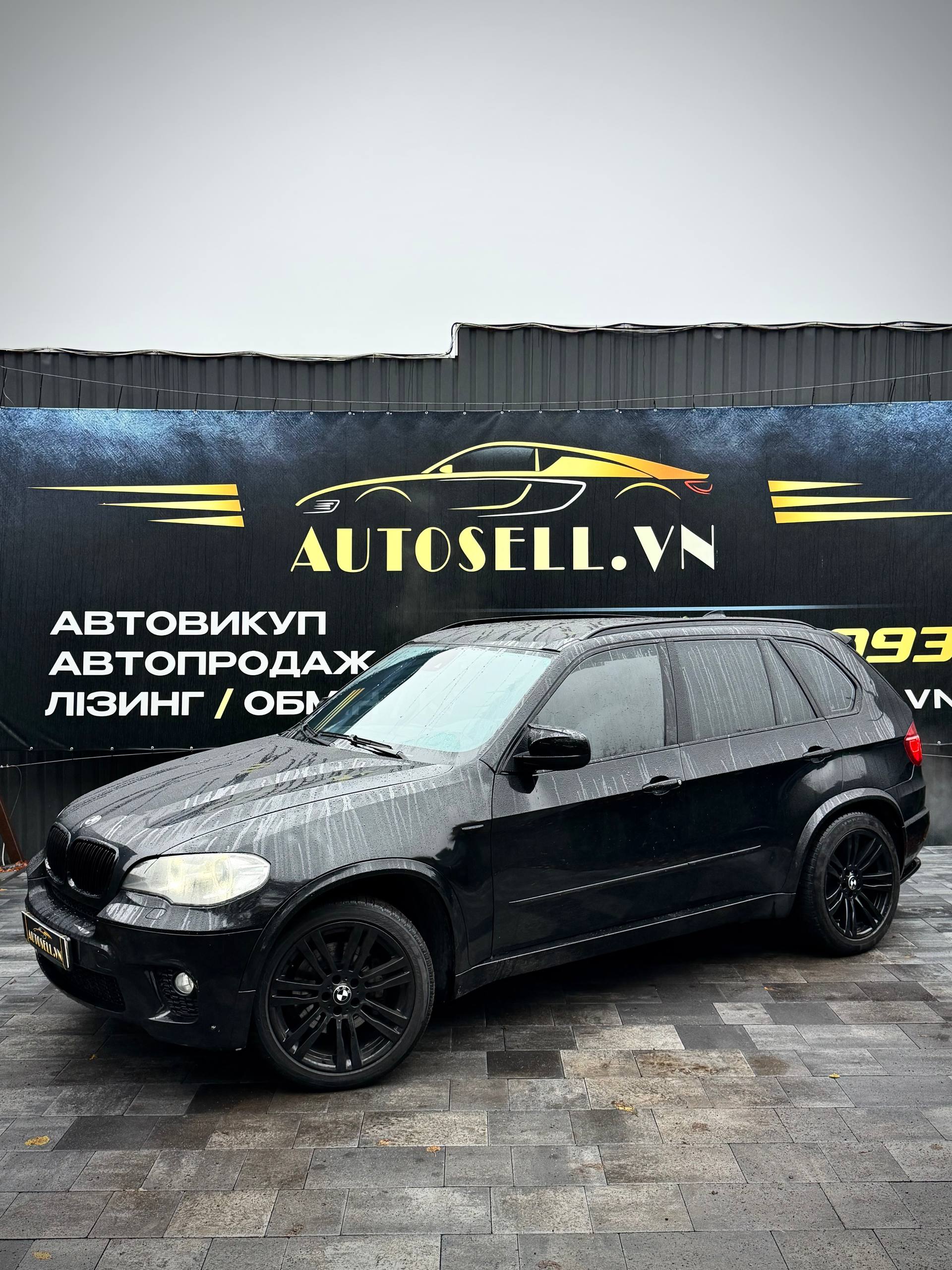 BMW X5E70 40d — фото 1