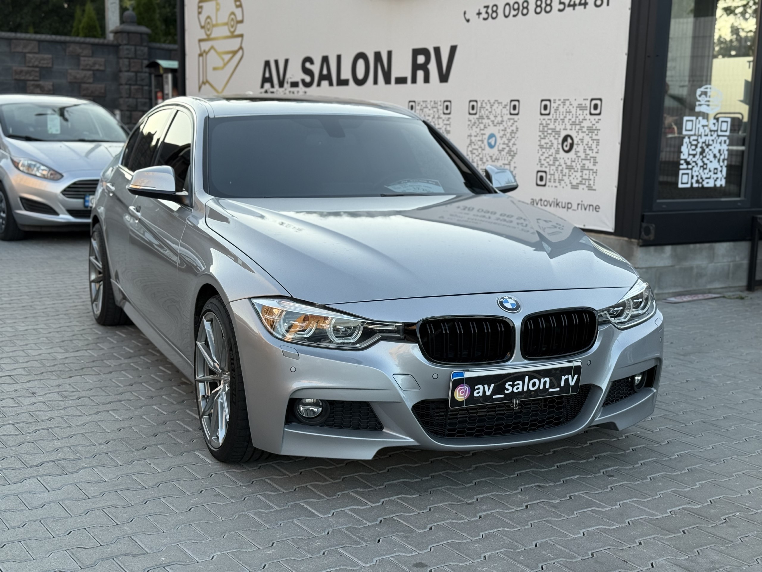 BMW 3 Series — фото 1