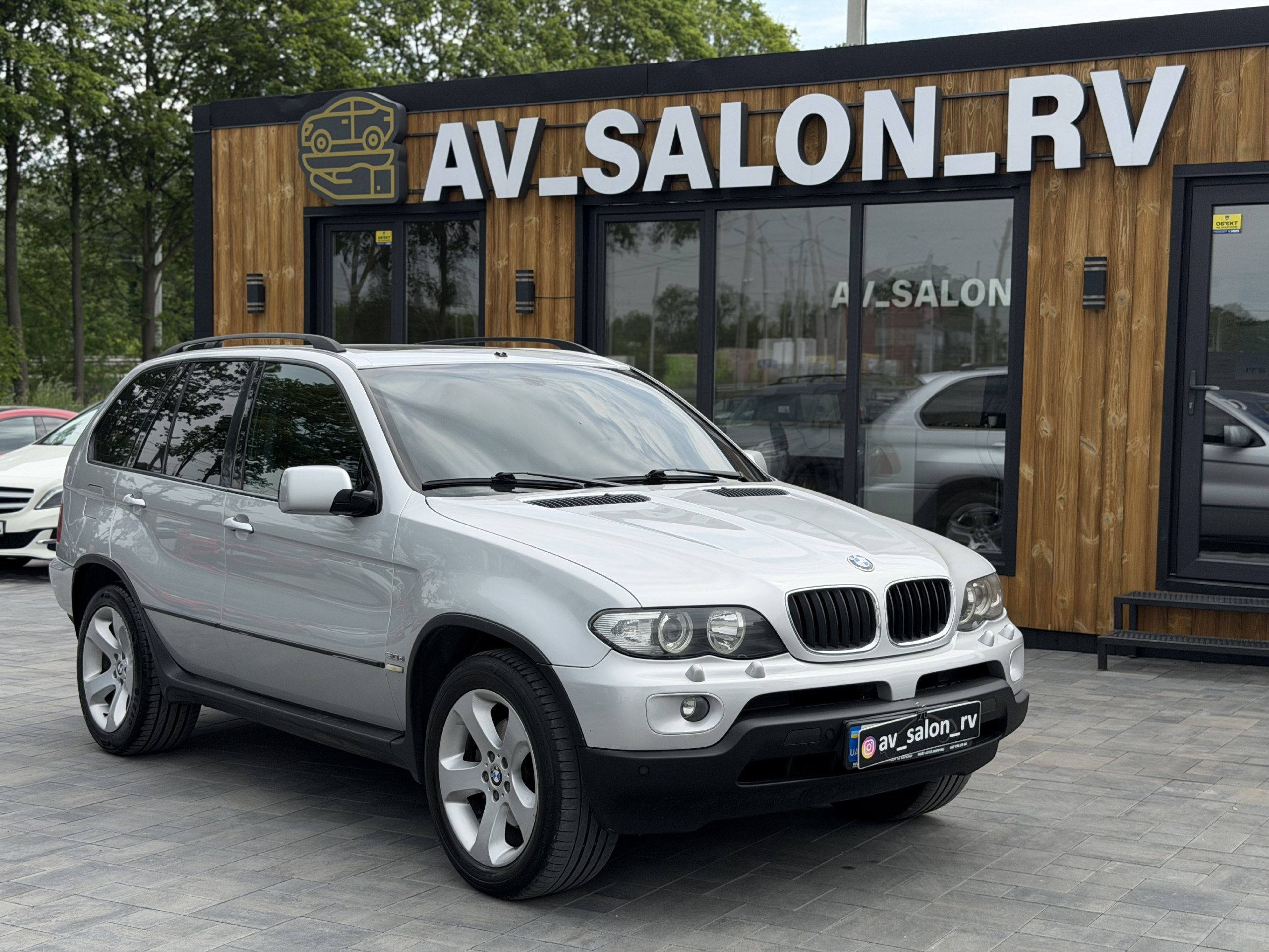 BMW X5 — фото 1