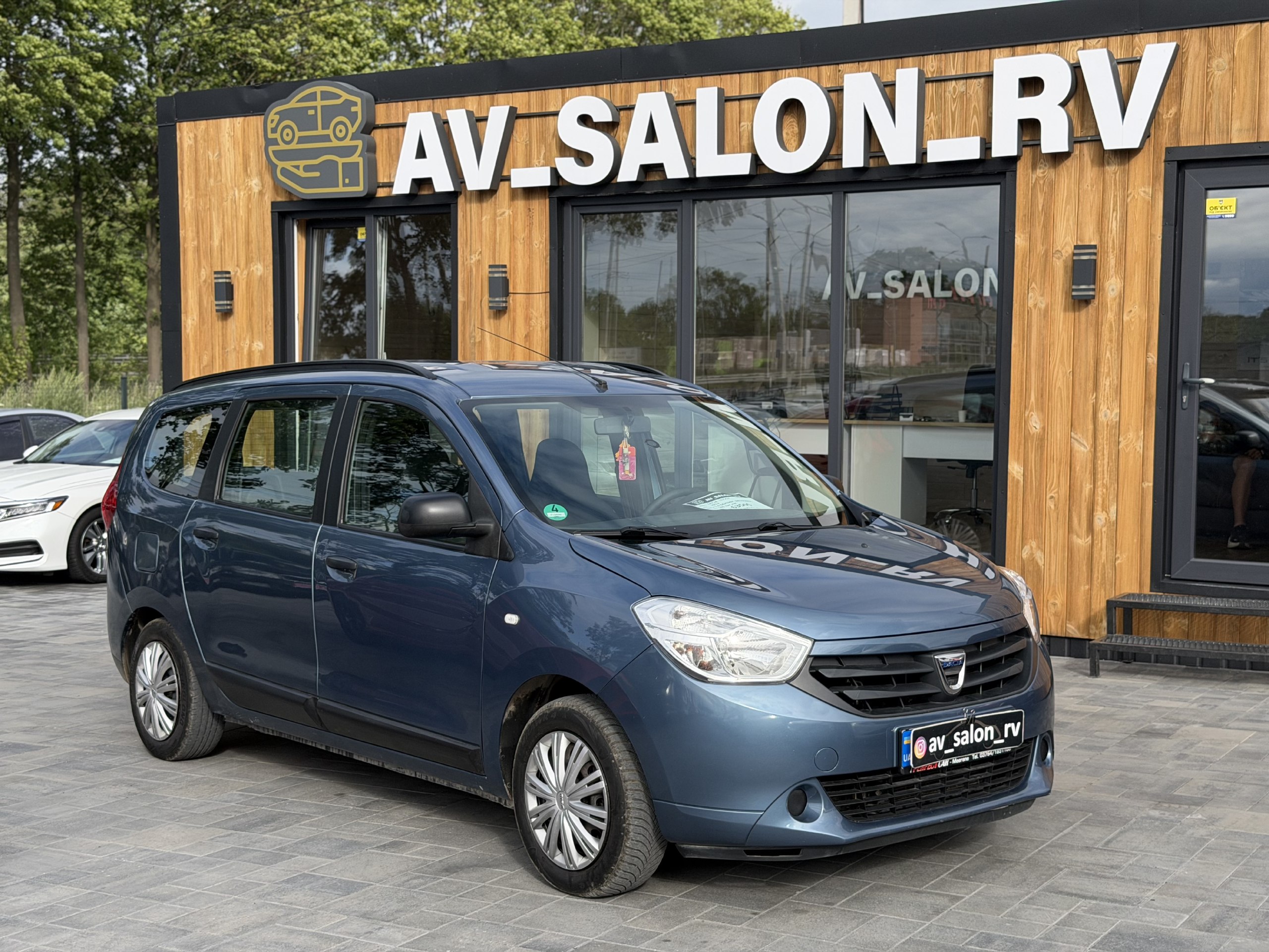 Dacia Lodgy — фото 1