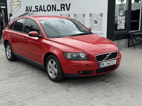 Volvo S40