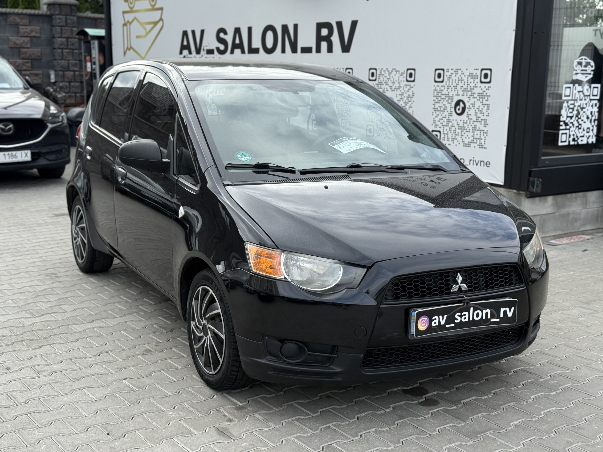Mitsubishi Colt — фото 1
