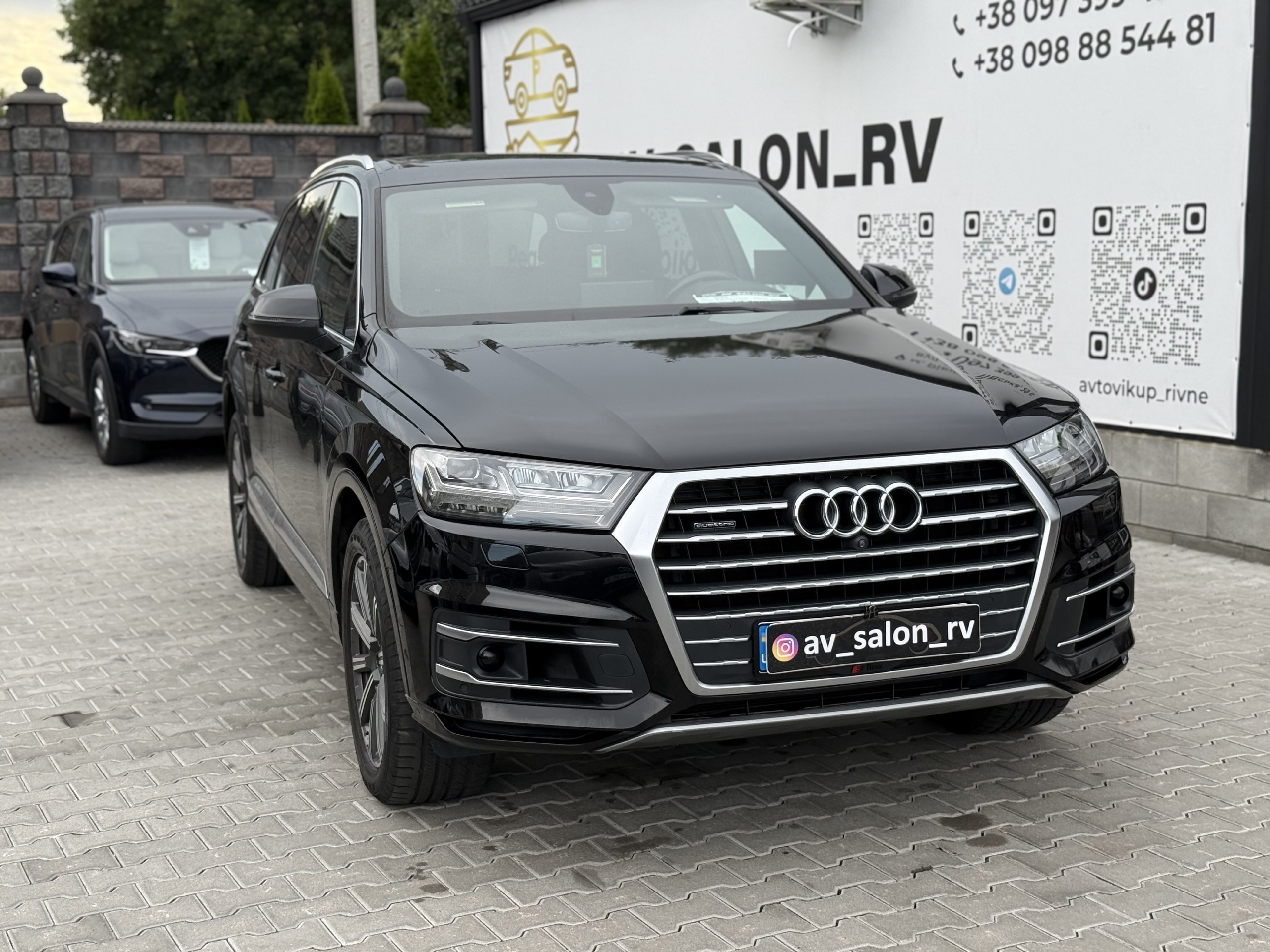 Audi Q7 — фото 1