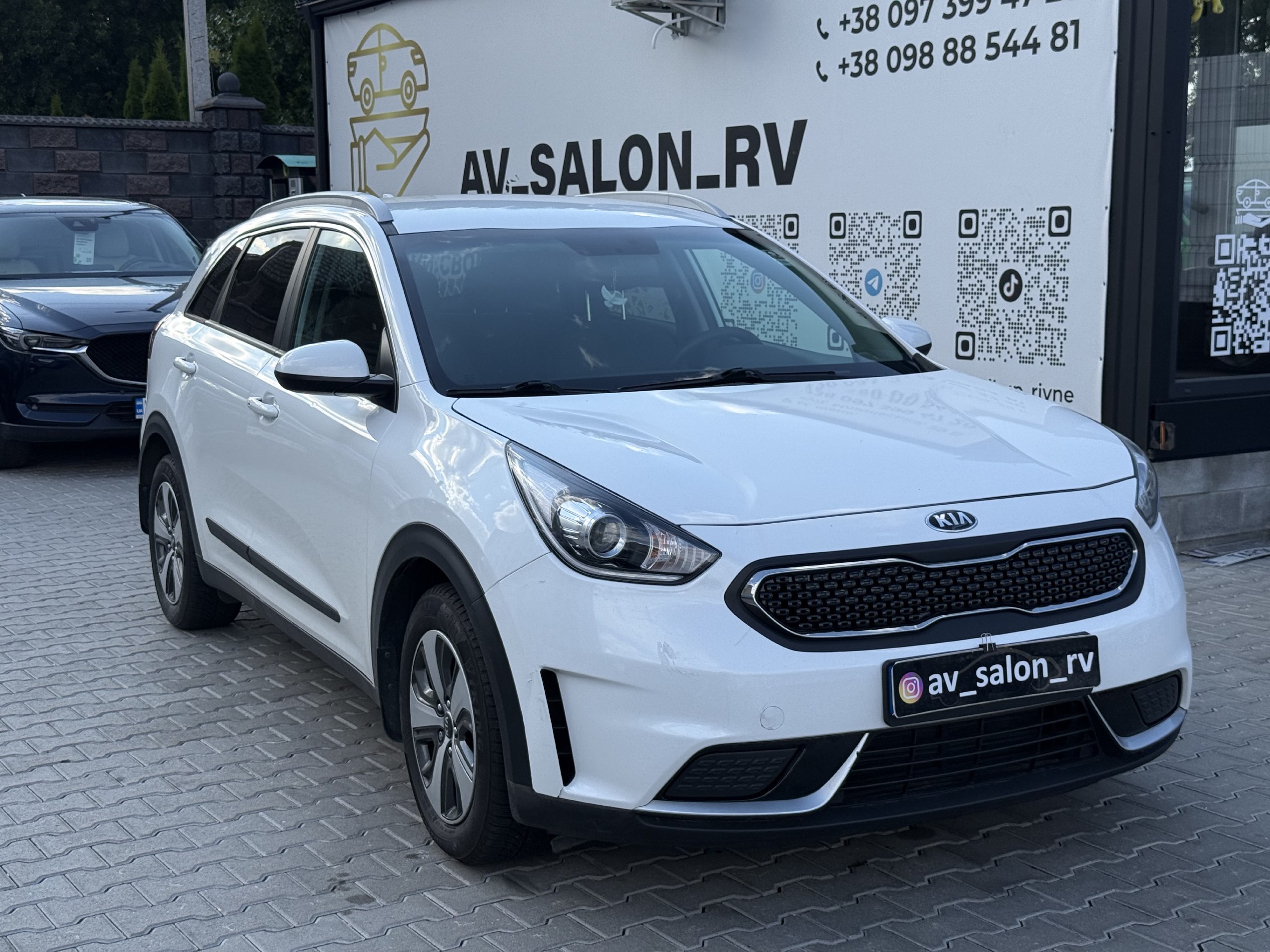 Kia Niro — фото 1