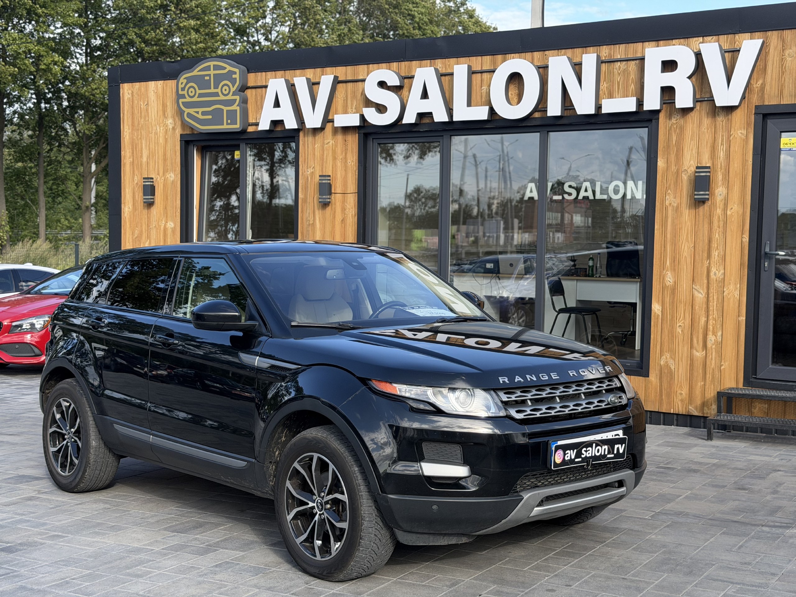 Land Rover Range Rover Evoque — фото 1