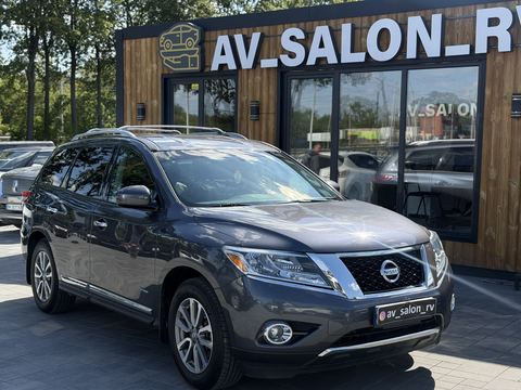 Nissan Pathfinder — фото 1