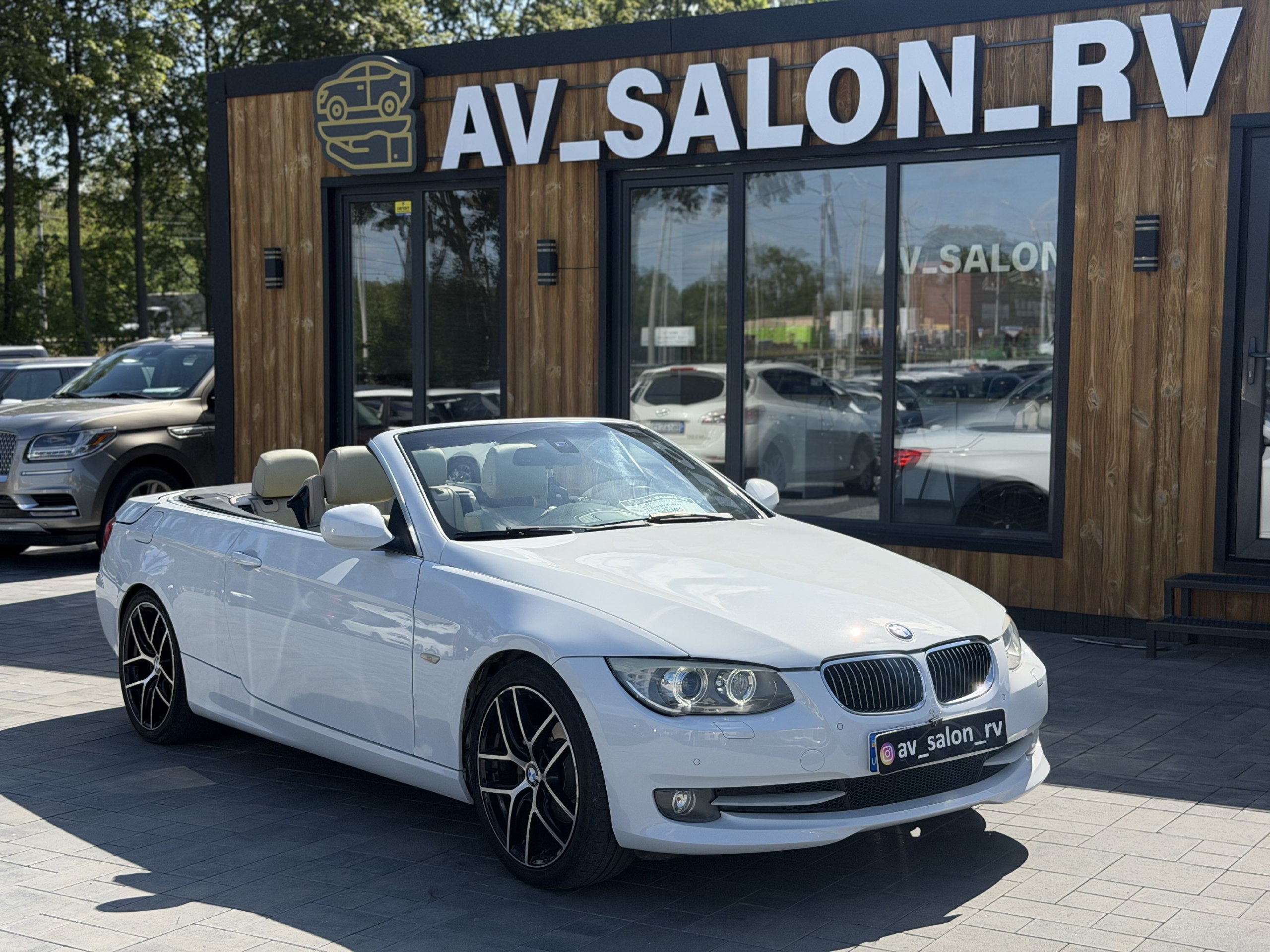 BMW 3 Series — фото 1