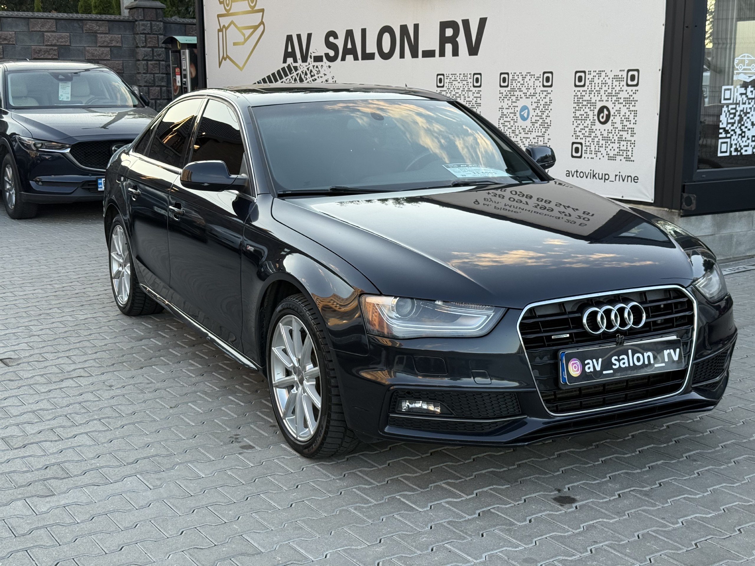 Audi A4 — фото 1
