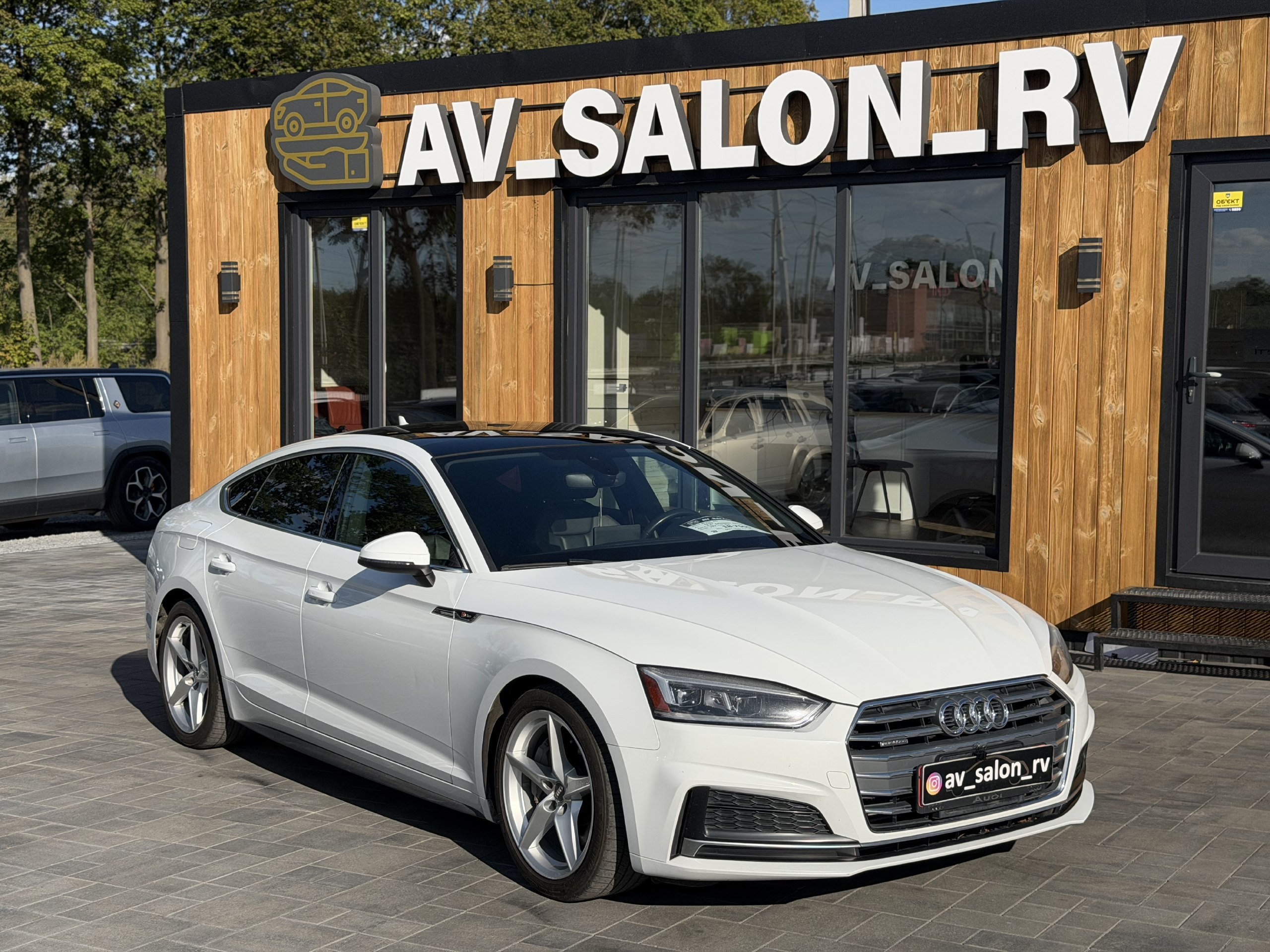 Audi A5 — фото 1