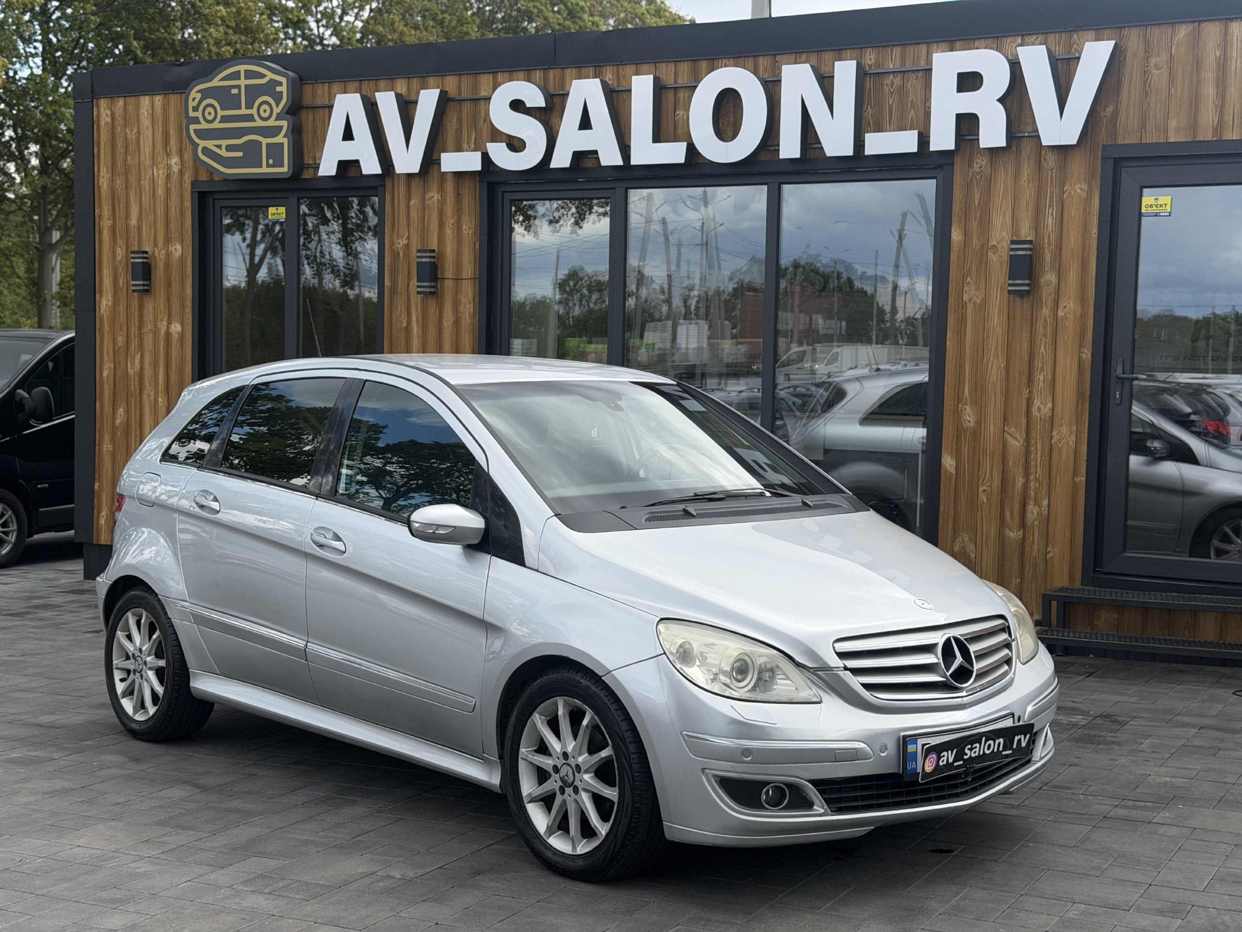 Mercedes-Benz B-Class — фото 1