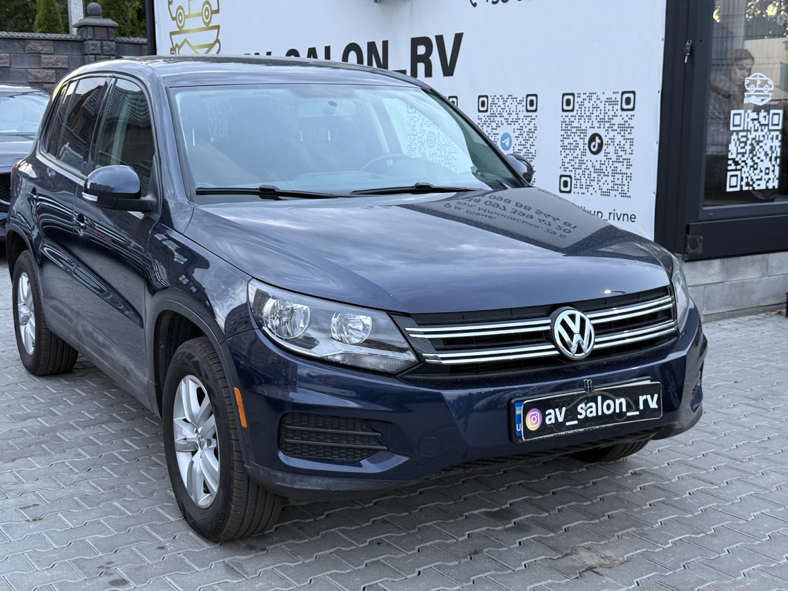 Volkswagen Tiguan — фото 1