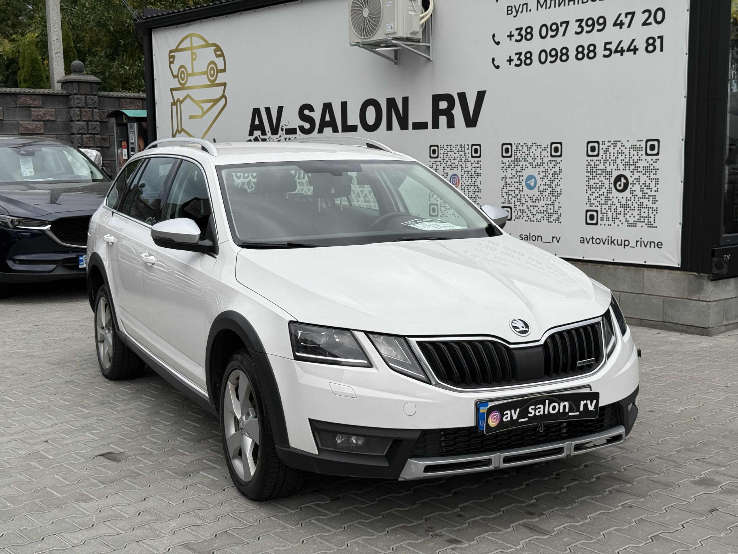 Škoda Octavia Scout — фото 1