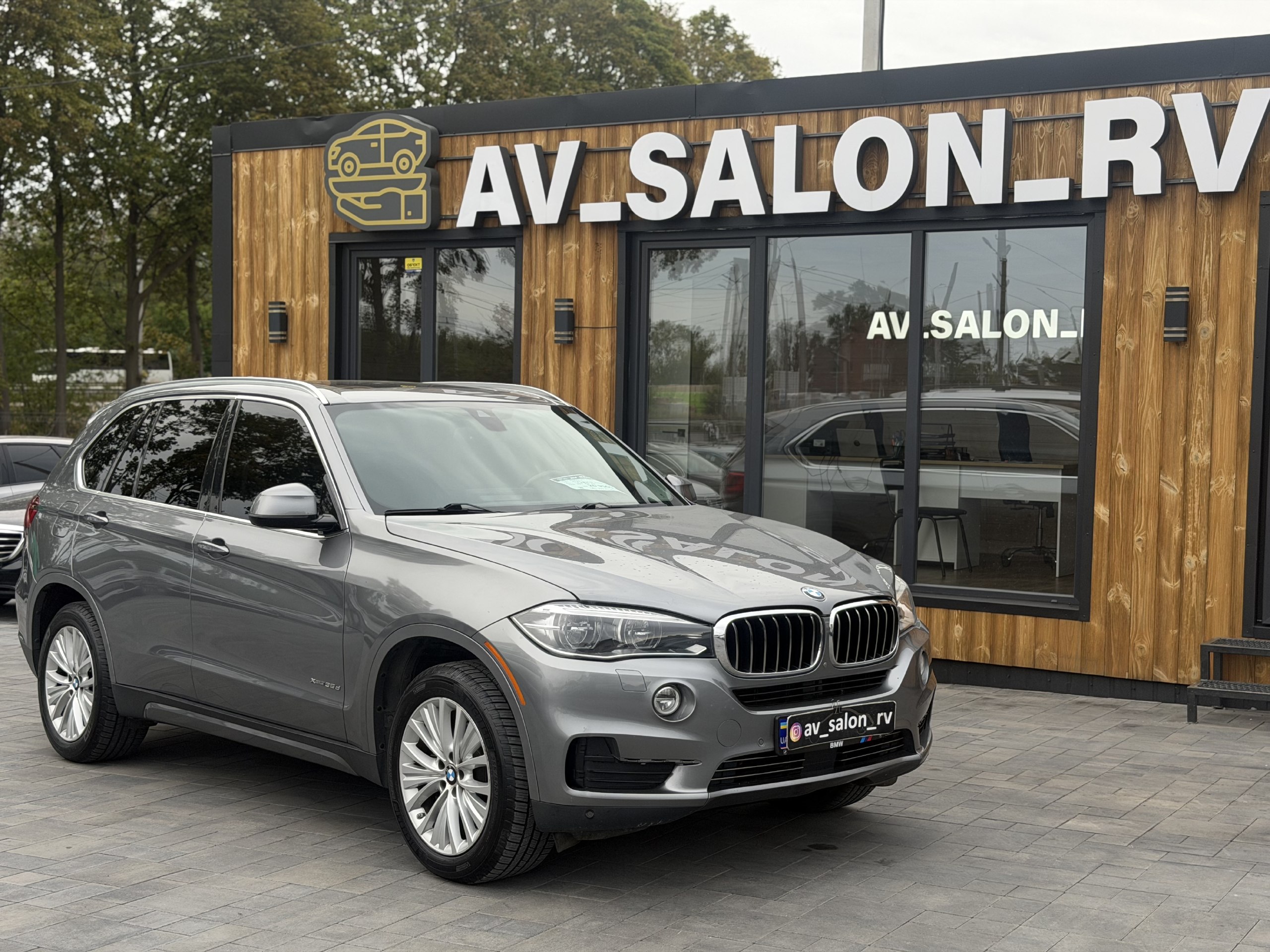 BMW X5 — фото 1