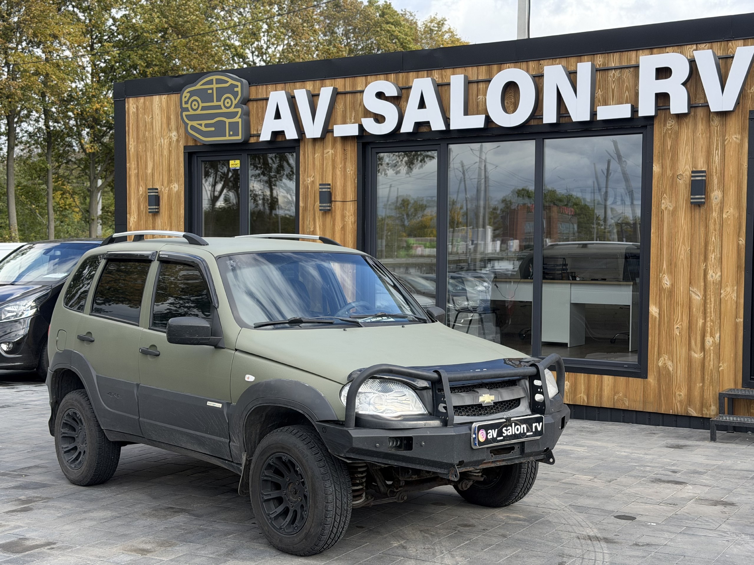 Chevrolet Niva — фото 1