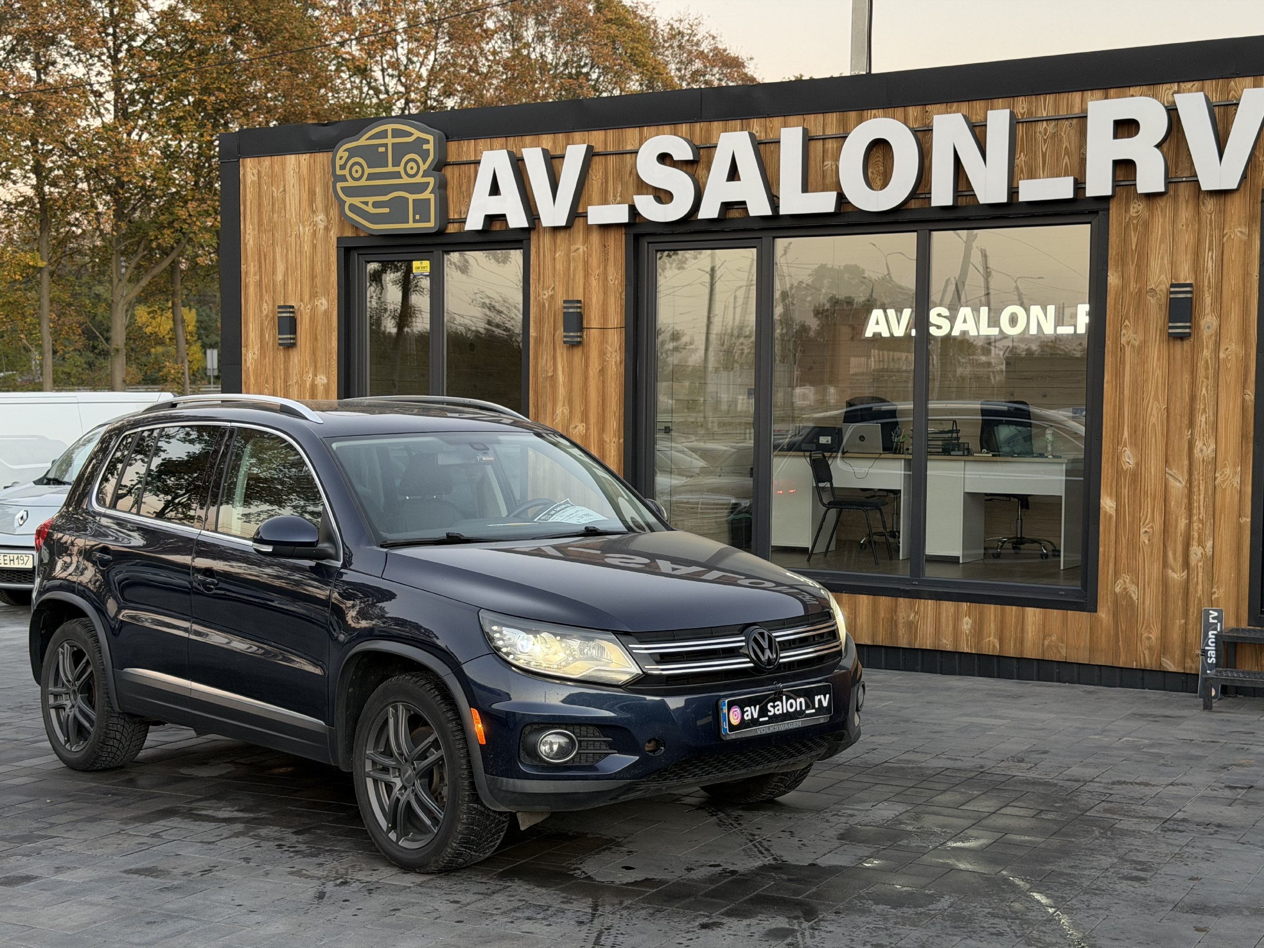 Volkswagen Tiguan — фото 1