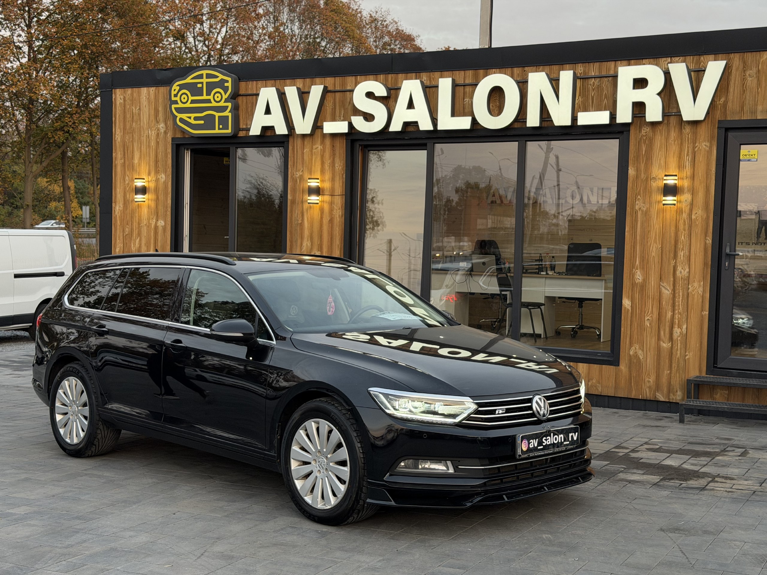 Volkswagen Passat — фото 1
