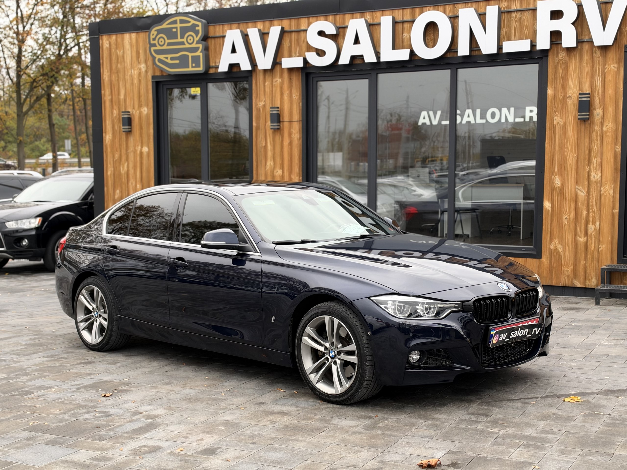 BMW 3 Series — фото 1