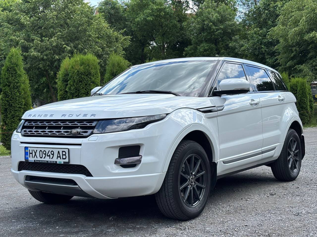 Land Rover Evoque — фото 1