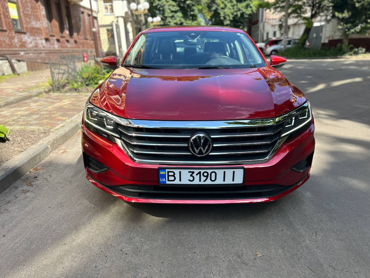 Volkswagen Passat — фото 1