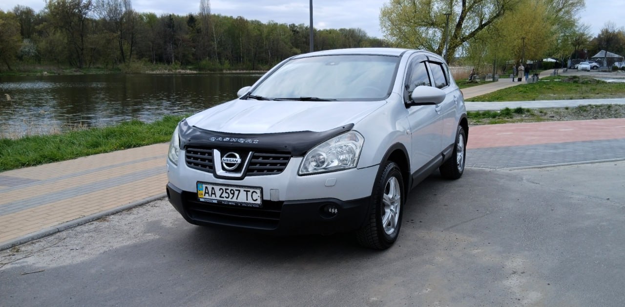 Nissan Qashqai — фото 1