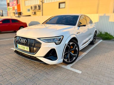 Audi E-tron S Sportback