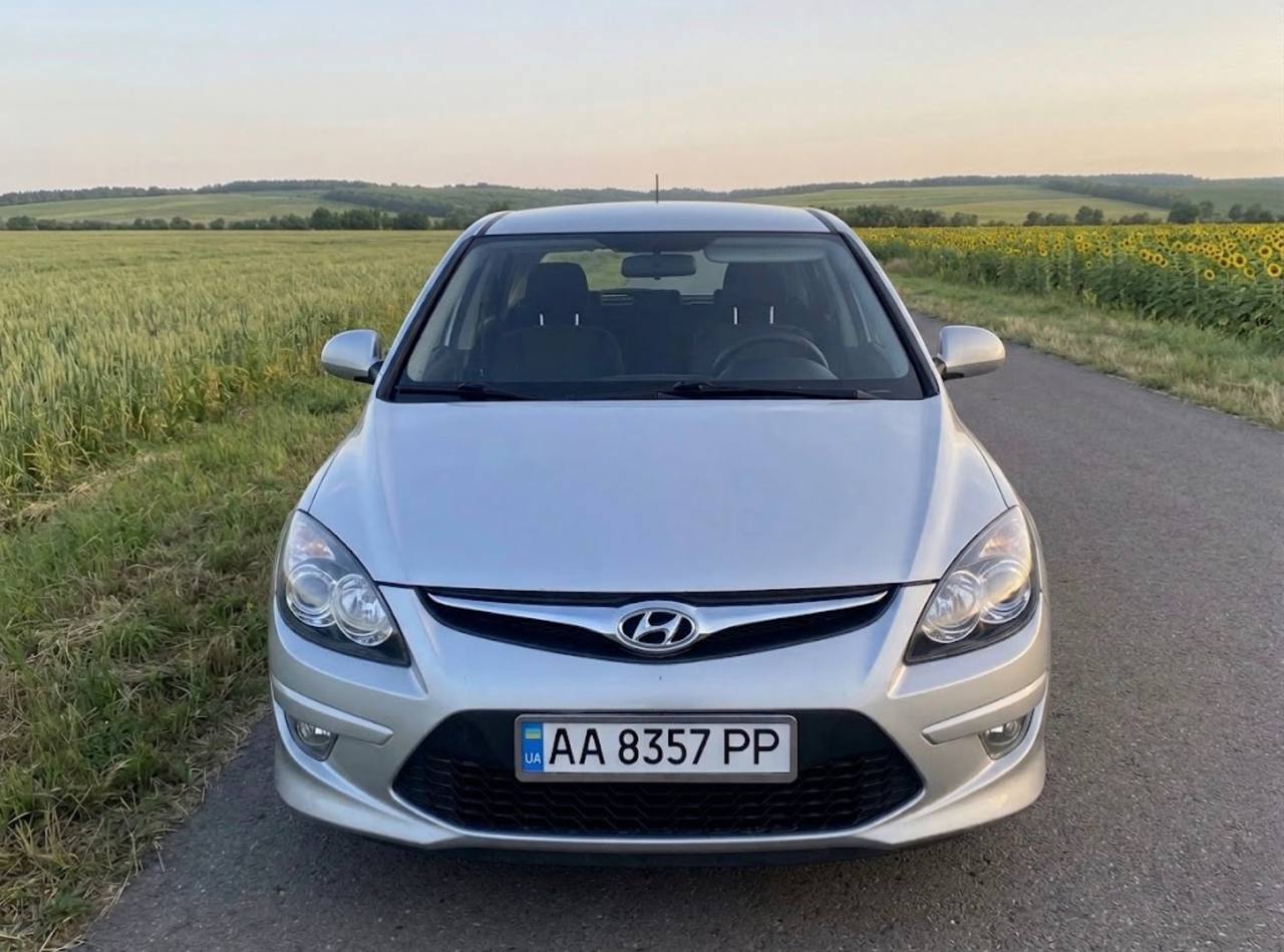 Hyundai i30 — фото 1