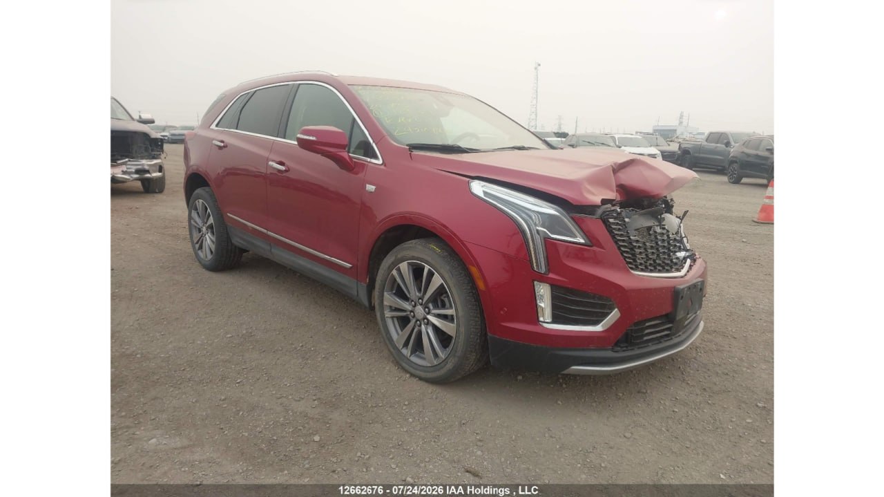 Cadillac XT5 — фото 1
