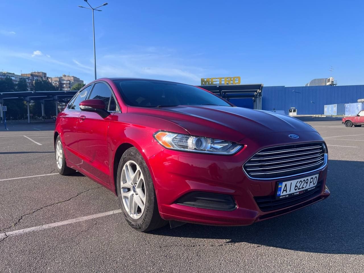 Ford Fusion — фото 1