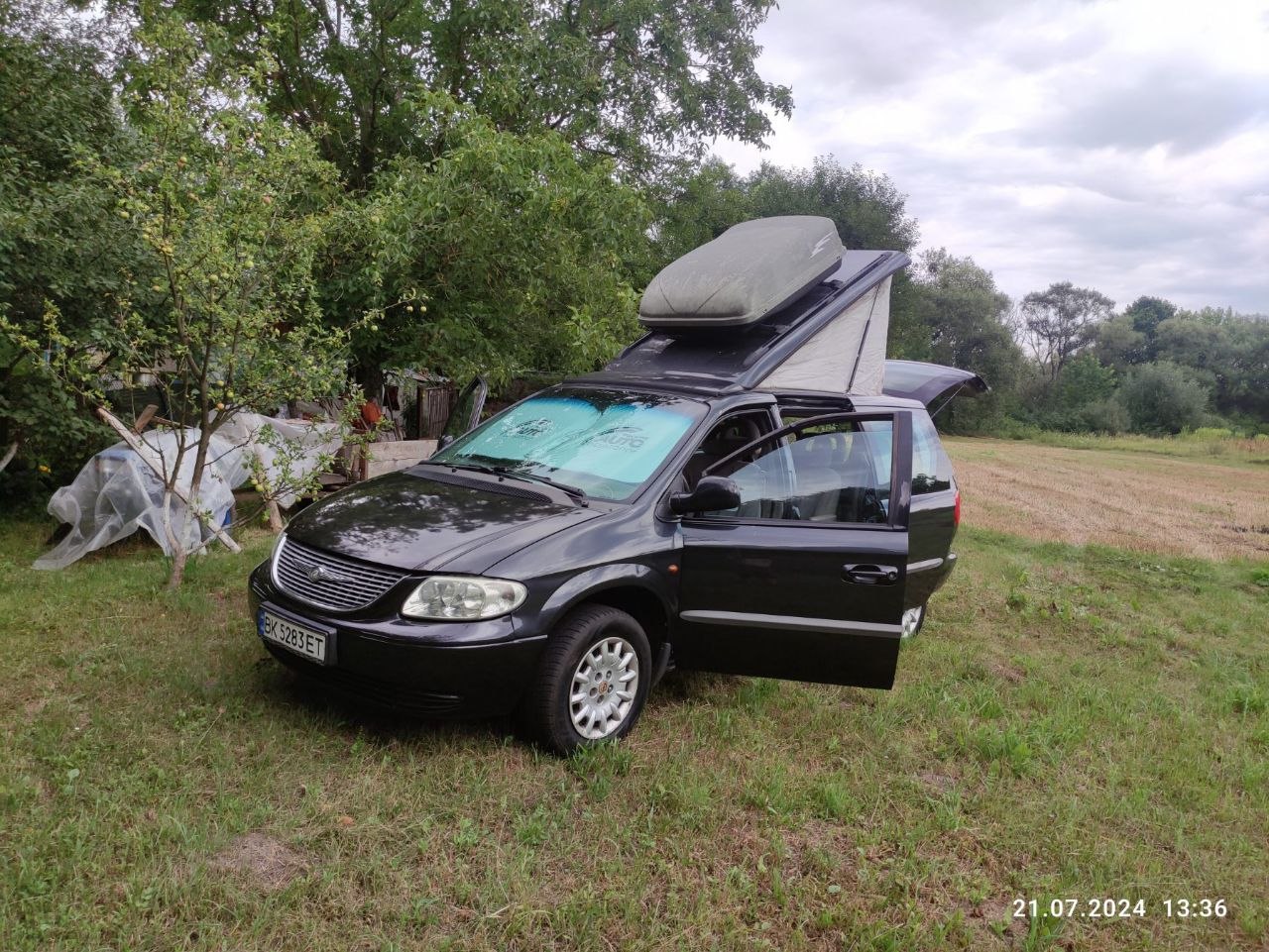 Chrysler Voyager — фото 1