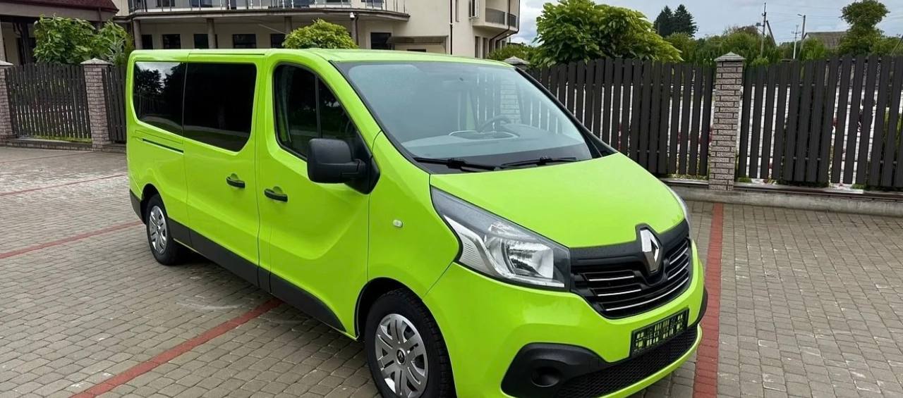 Renault Trafic — фото 1