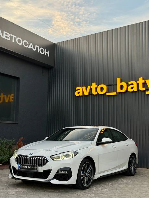 BMW 228i