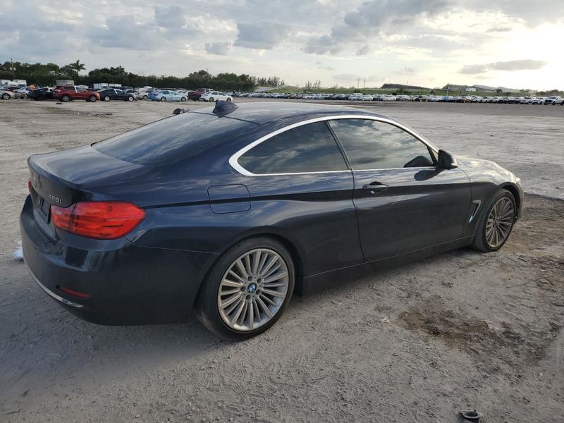 Фото аукціону 3