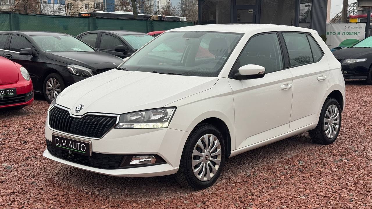 Škoda Fabia — фото 1