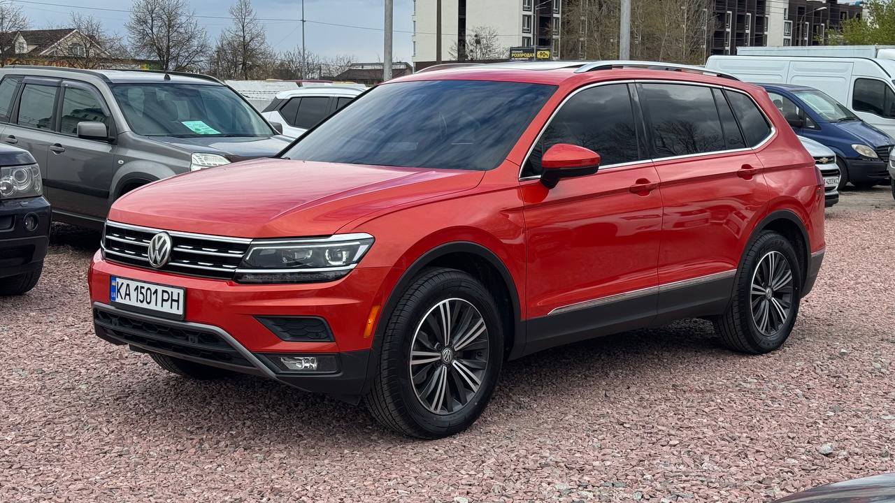 Volkswagen Tiguan — фото 1