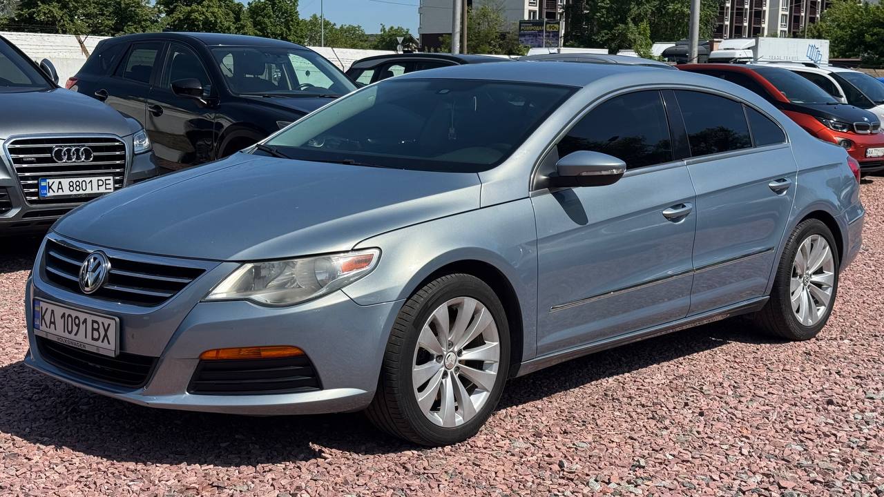 Volkswagen Passat — фото 1