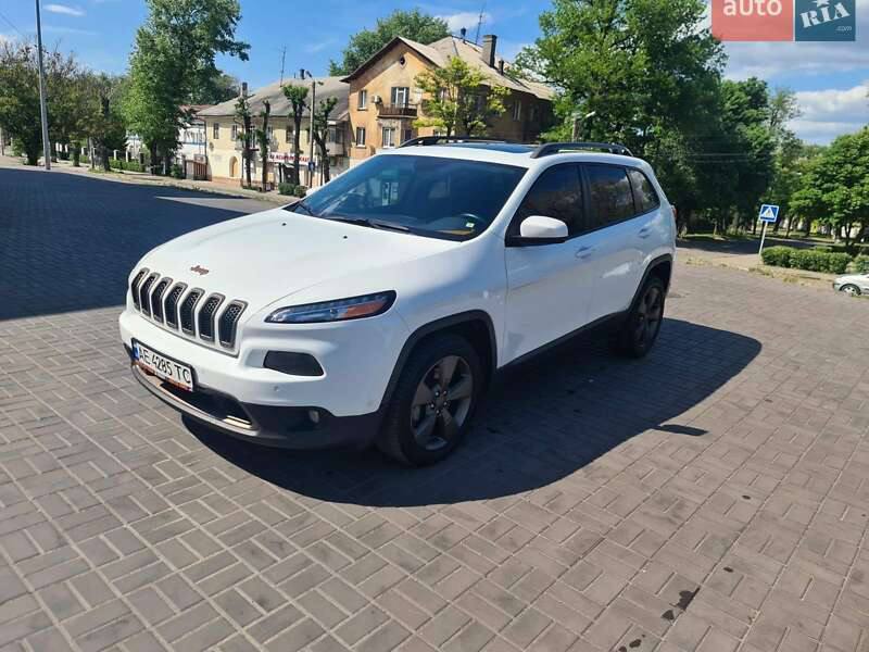 Jeep Cherokee 2016 — фото 1