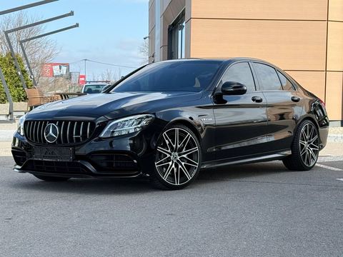 Mercedes-Benz C63