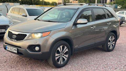 Kia SORENTO 2011