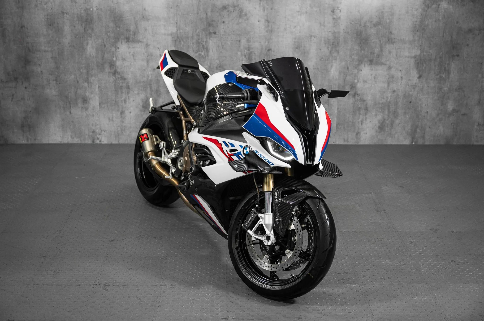 BMW S1000RR — фото 1