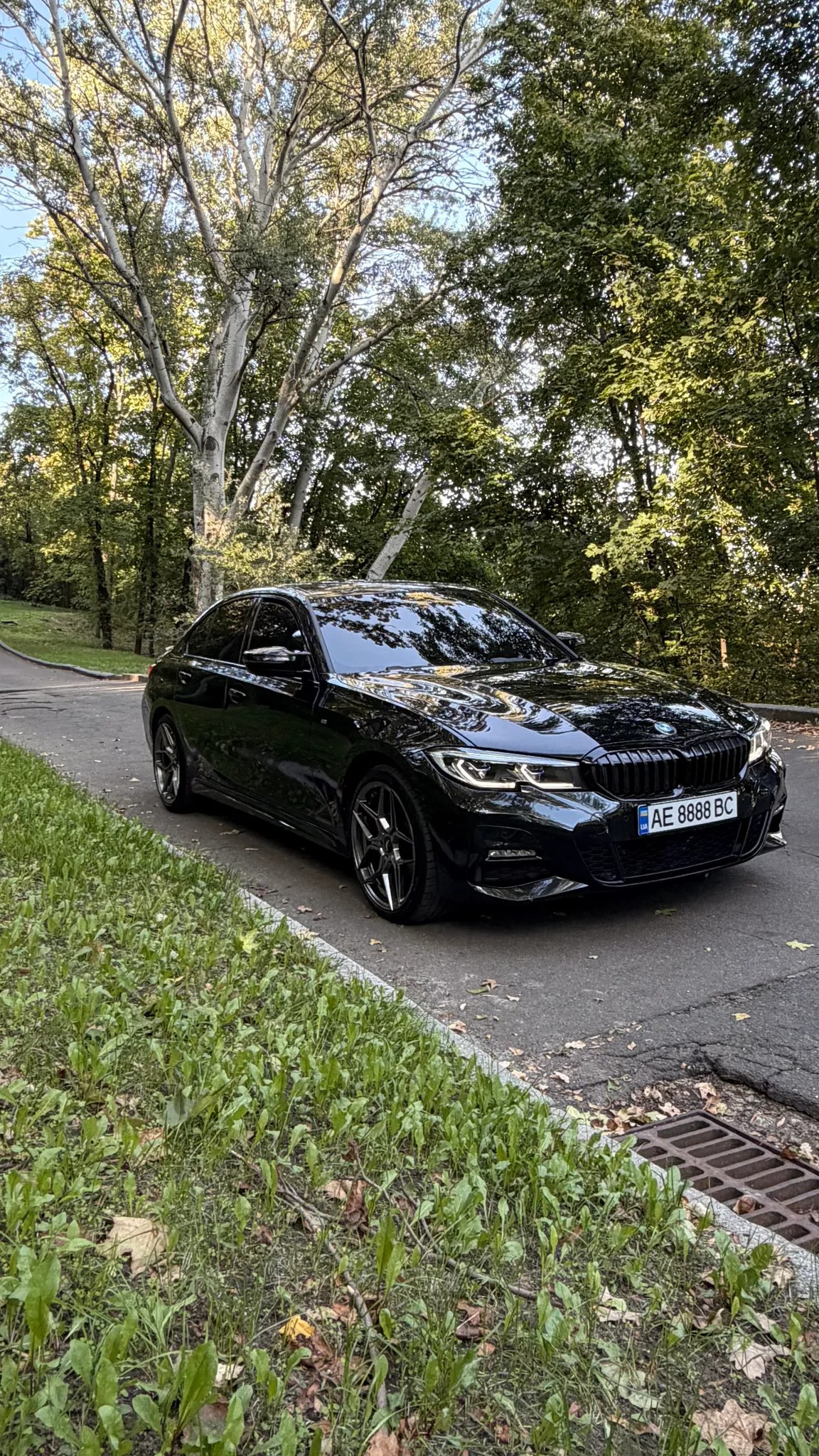 BMW 3Series 320d xDrive — фото 1