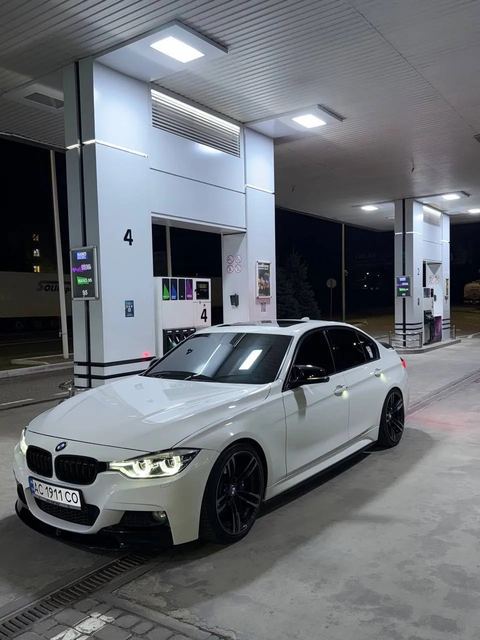 BMW 335i