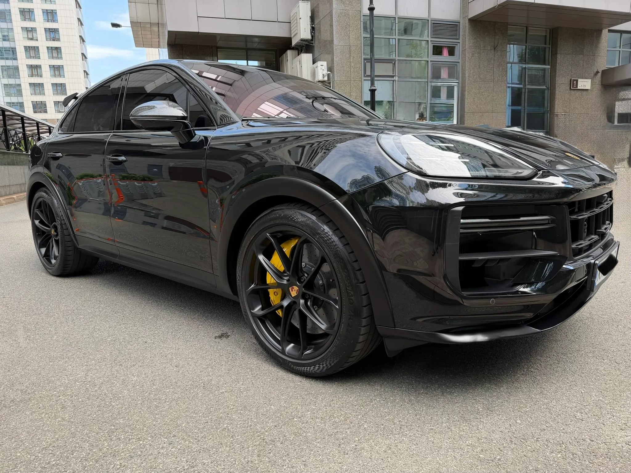 Porsche Cayenne Turbo GT — фото 1