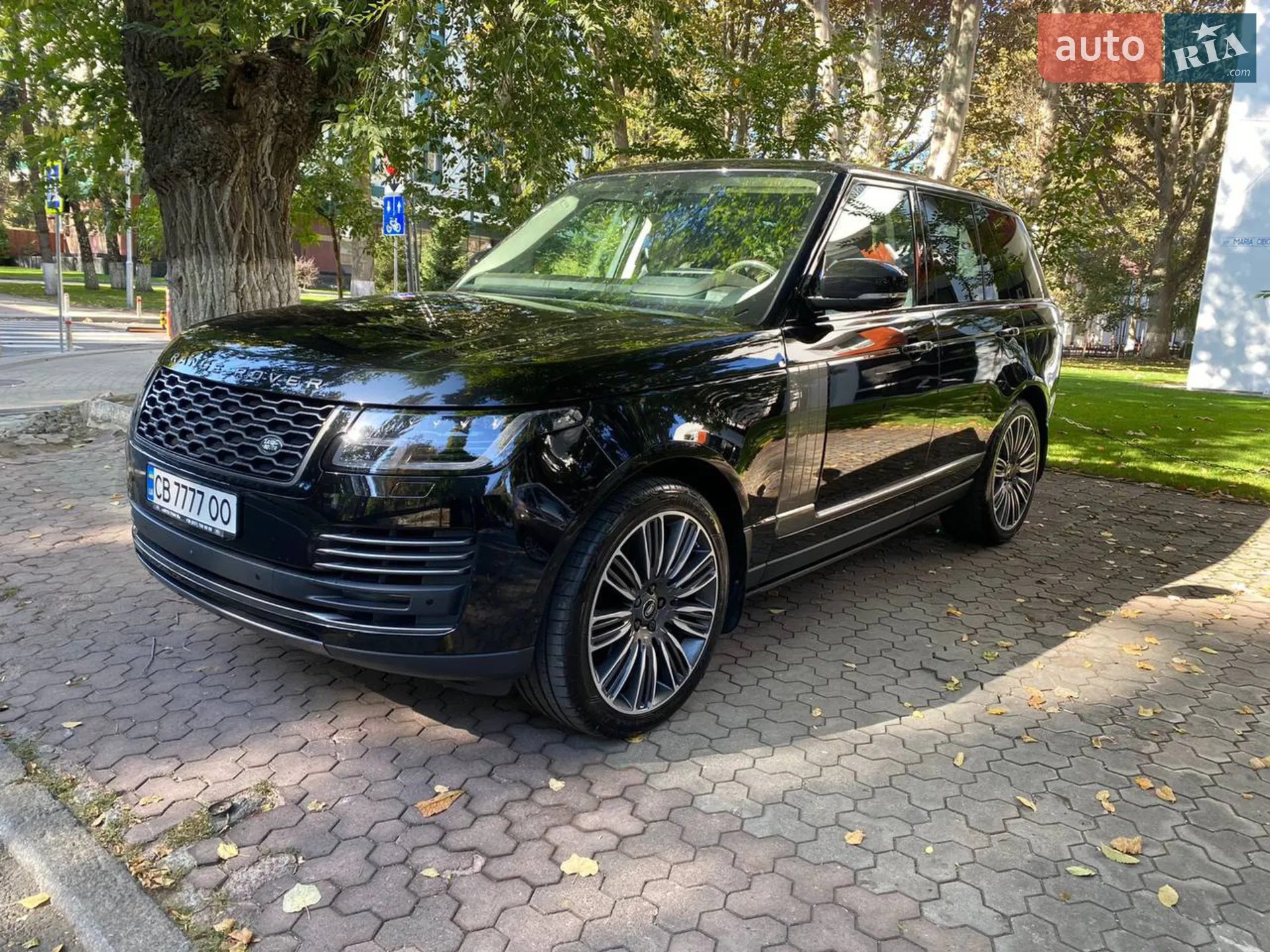 Land Rover Range Rover — фото 1