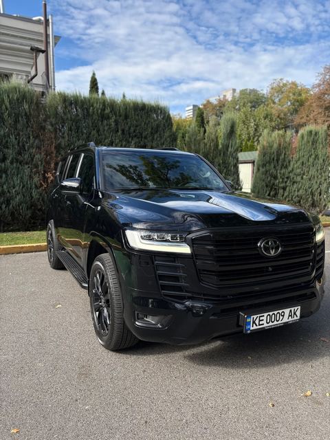 Toyota LandCruiser300