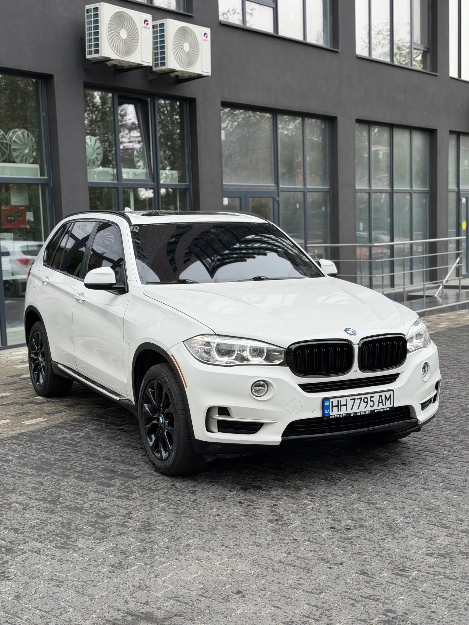 BMW X5 — фото 1