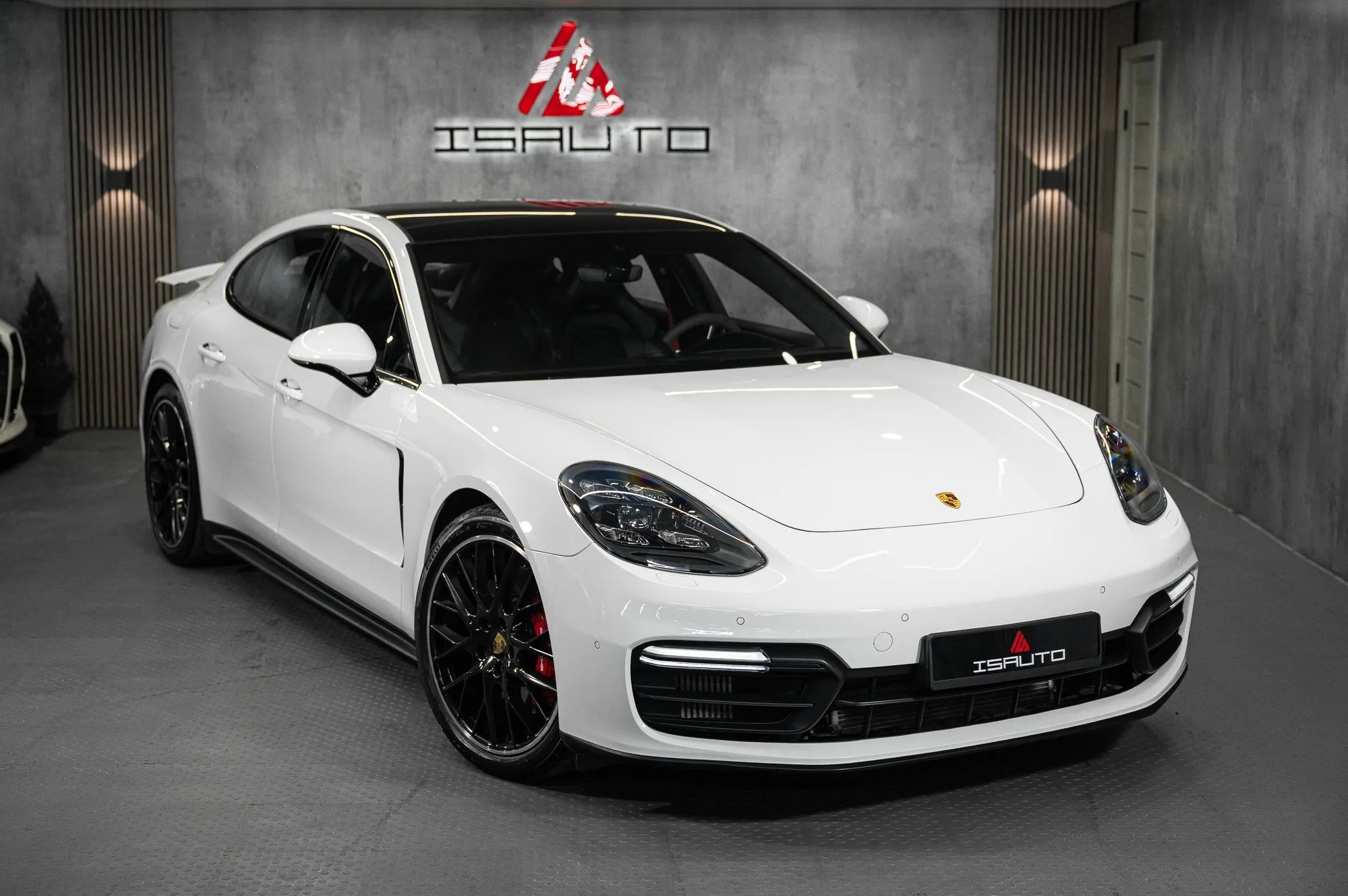 Porsche Panamera GTS — фото 1