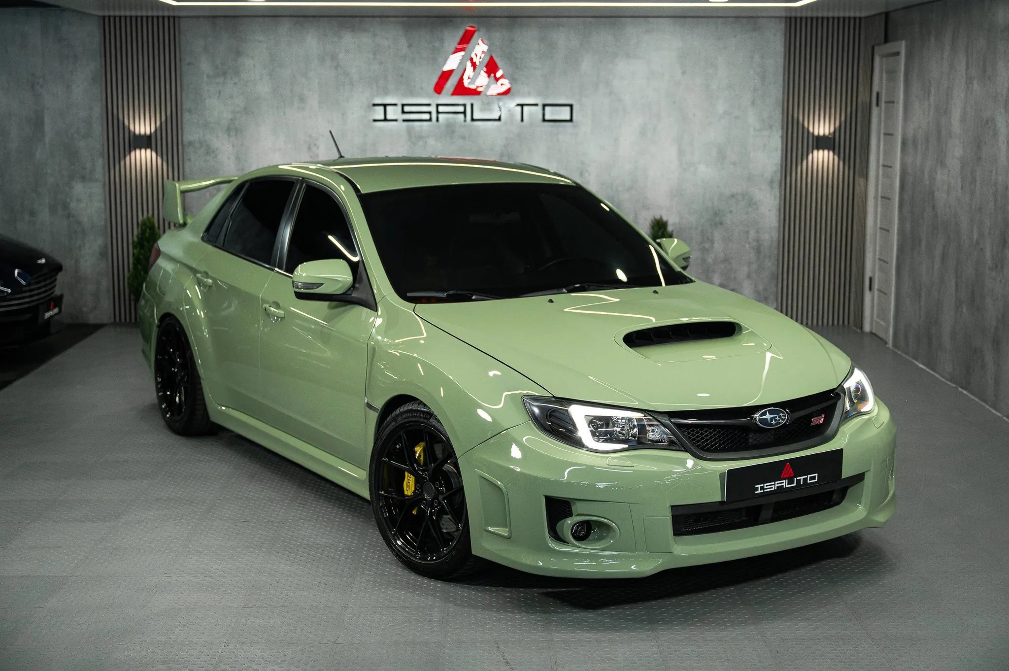 Subaru Wrx Sti — фото 1