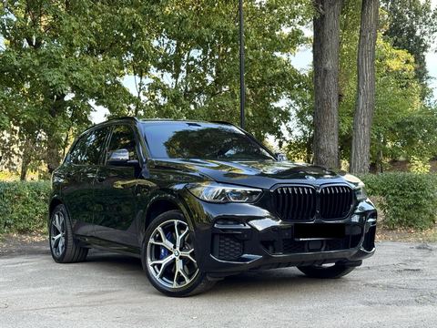 BMW X5 M50i — фото 1