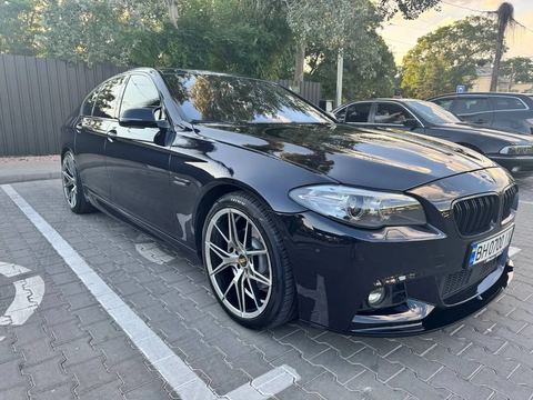 BMW 5Series 520d xdrive — фото 1