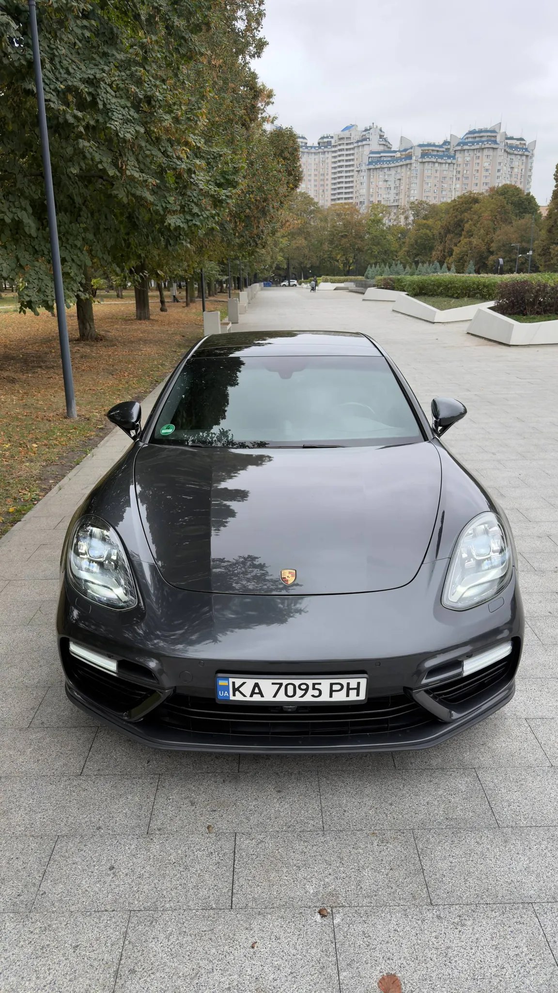 Porsche Panamera 4S — фото 1